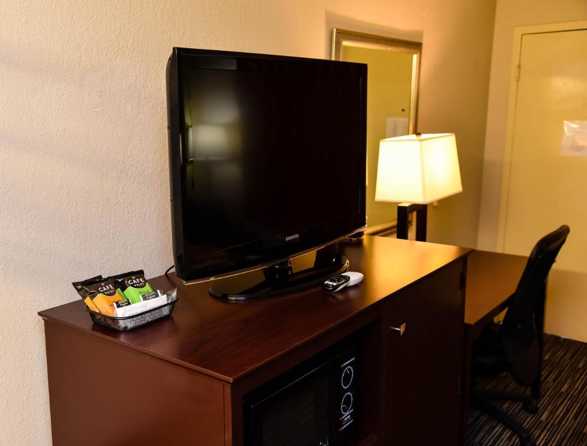 Baymont By Wyndham Columbus Ga Hotel Luaran gambar