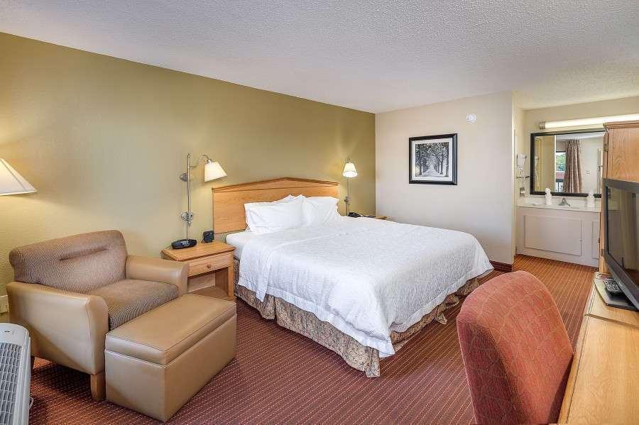 Baymont By Wyndham Columbus Ga Hotel Luaran gambar