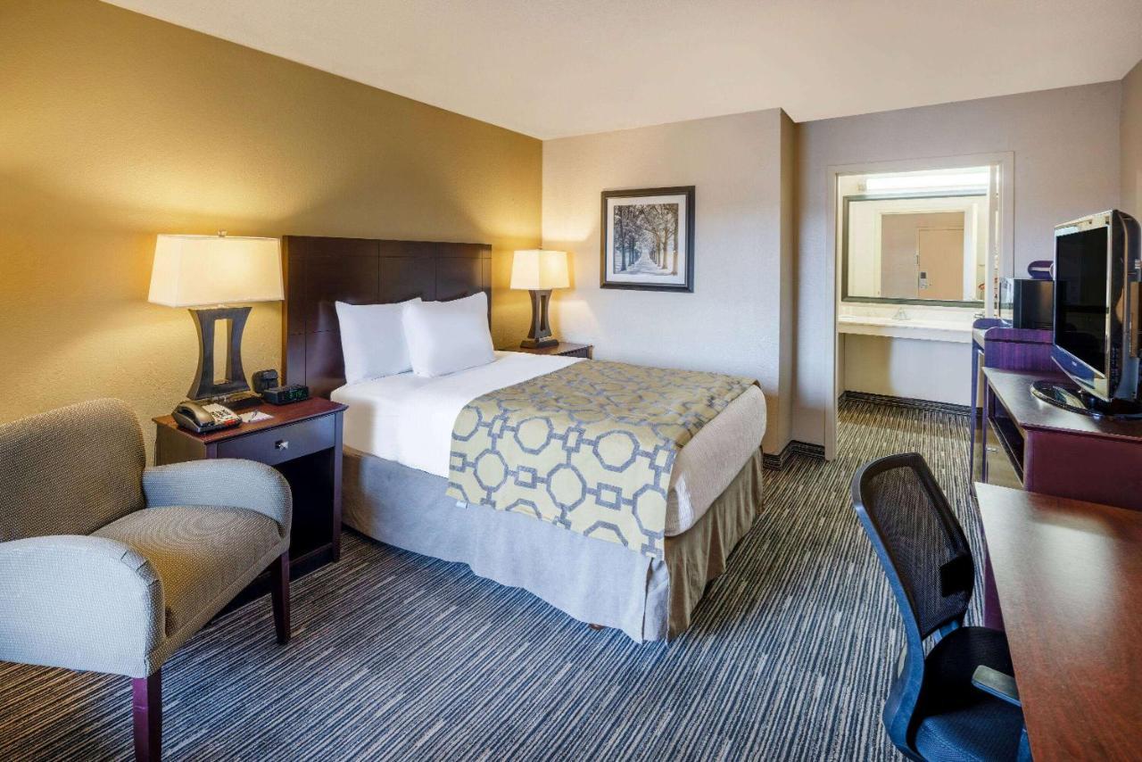 Baymont By Wyndham Columbus Ga Hotel Luaran gambar